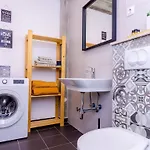 Βίλα Majkovica - 4 Bedroom With Private Pool & En-suite Bathrooms & Parking Orasac