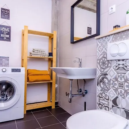 Villa Majkovica - 4 Bedroom With Private Pool & En-suite Bathrooms & Parking Orašac