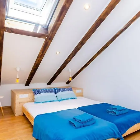 Majkovica - 4 Bedroom With Private Pool & En-suite Bathrooms & Parking Villa Orašac